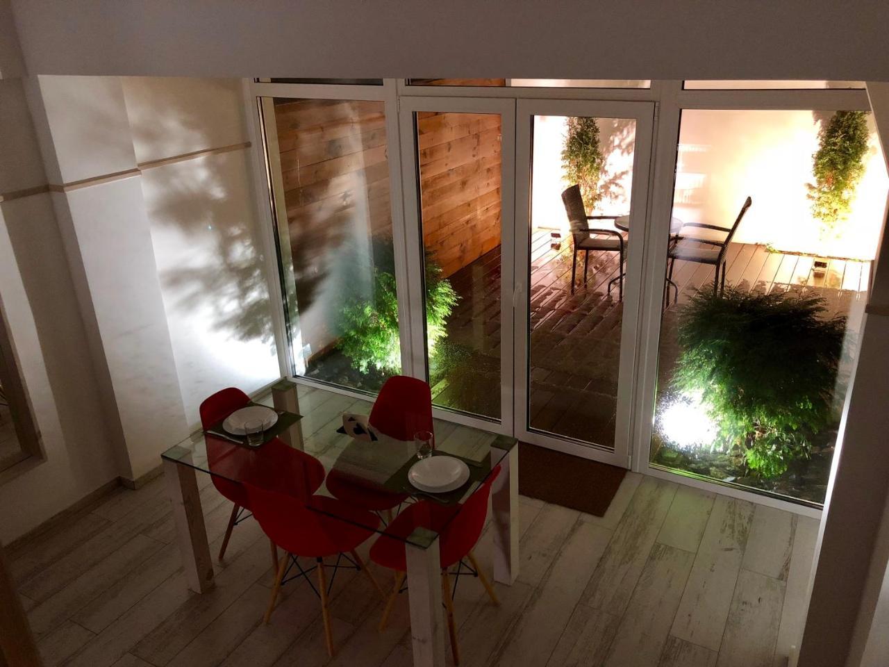 2-Level Apartments With Terrace In The Center Of Vitebsk Bagian luar foto