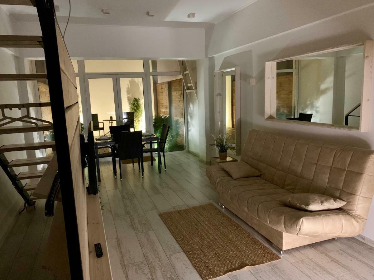 2-Level Apartments With Terrace In The Center Of Vitebsk Bagian luar foto